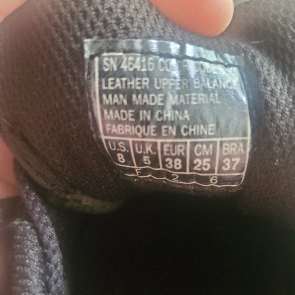 Skechers - Picture 9 of 9